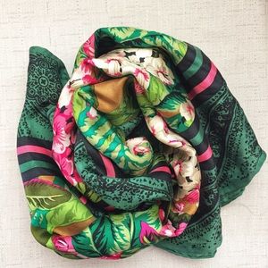 Vintage Oscar de La Renta Silk Scarf